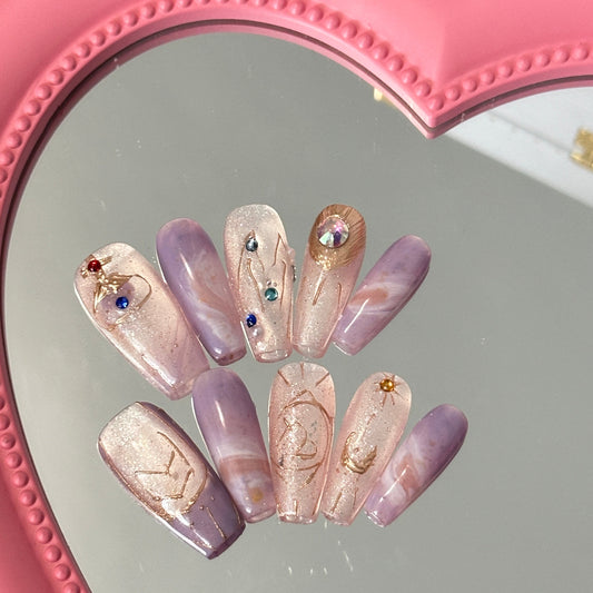 12 star sign press-on nails / Capricorn
