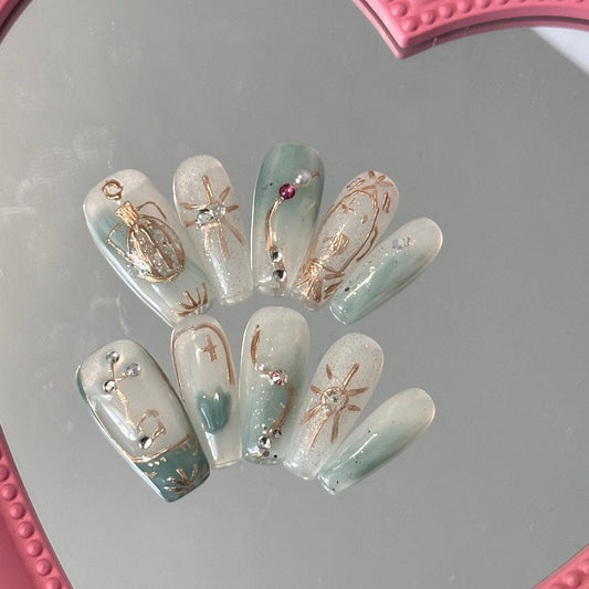 12 star sign press-on nails / Aquarius