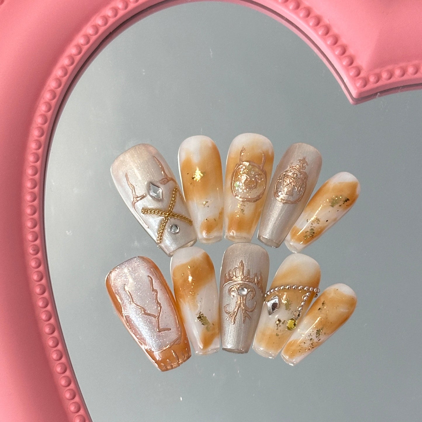 12 star sing press-on nail / Taurus