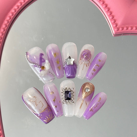 12 star sign press-on nails / Cancer