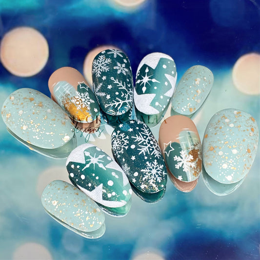 Winter Skies Press on Gel Nails ($CAD)