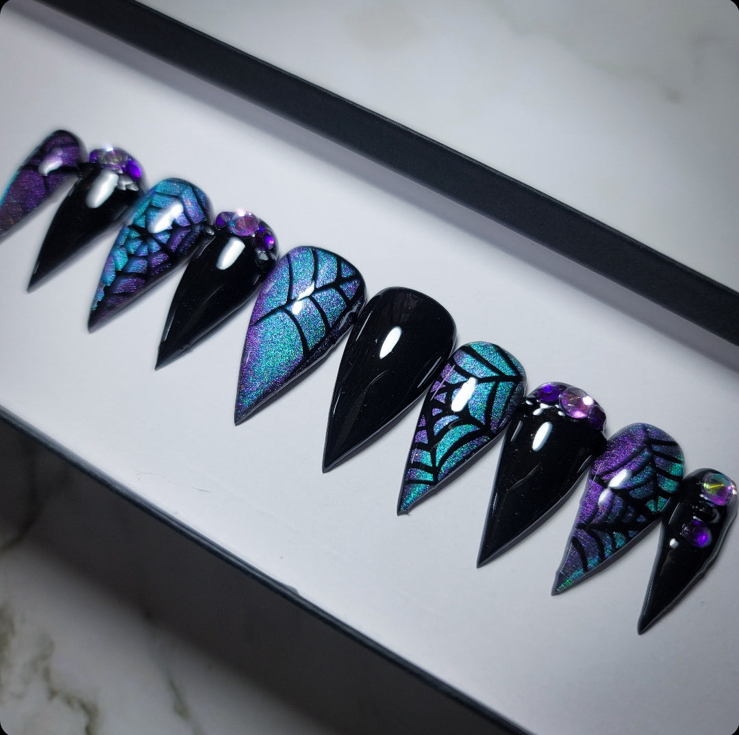 Whimsical Press on Nail Set