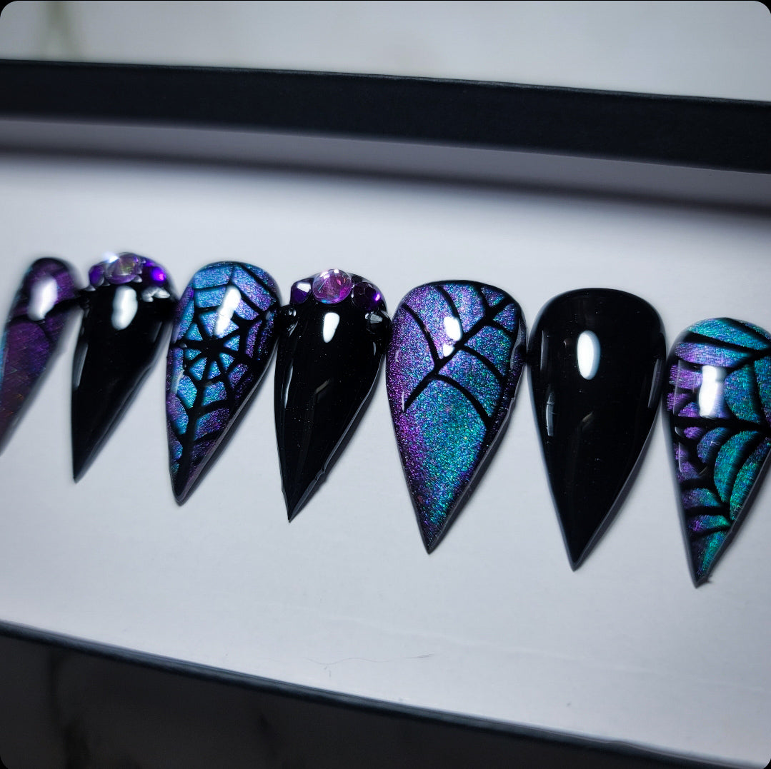 Whimsical Press on Nail Set