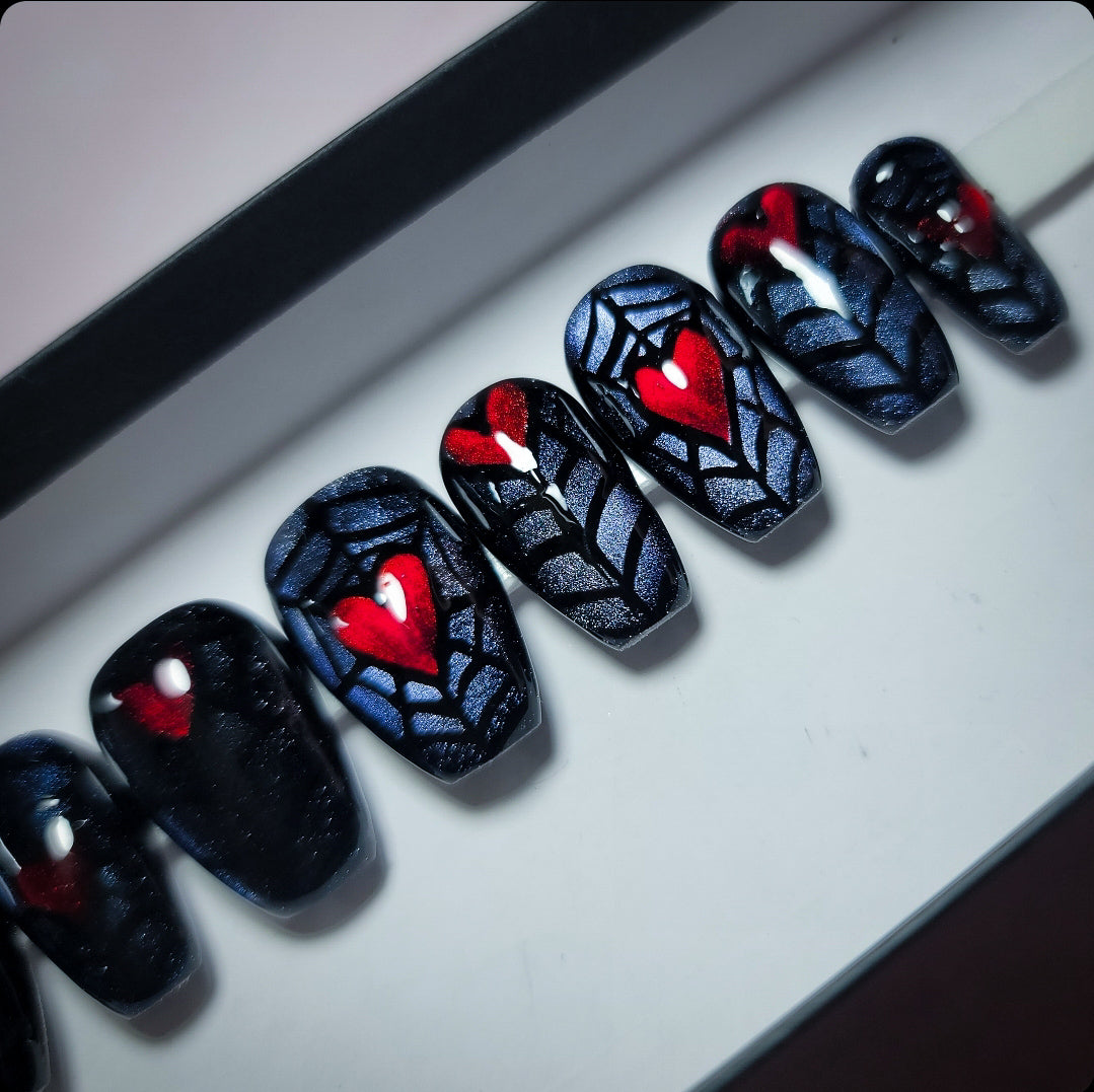 Web of Love Press on Nail Set